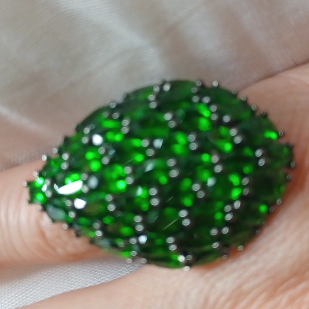 Chrome diopside ring. - Picture 2 of 10